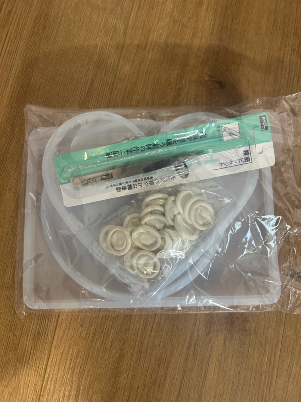 Silicone Heart Mold Set in White